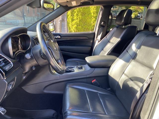 Used Jeep Grand Cherokee High Altitude 2020 | Eastchester Motor Cars. Bronx, New York Used Jeep Grand Cherokee High Altitude 2020 | Eastchester Motor Cars. Bronx, New York