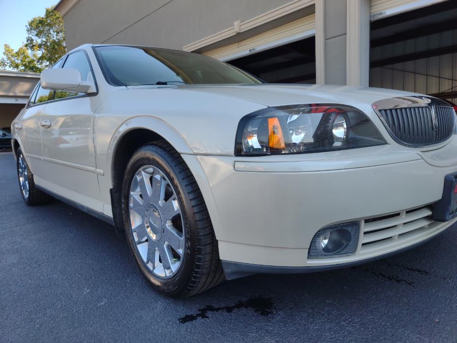 2004 Lincoln LS 4dr Sdn V8 Auto w/Ultimate Pkg, available for sale in Wantagh, New York | Alpine Motors Inc. Wantagh, New York 2004 Lincoln LS 4dr Sdn V8 Auto w/Ultimate Pkg, available for sale in Wantagh, New York | Alpine Motors Inc. Wantagh, New York