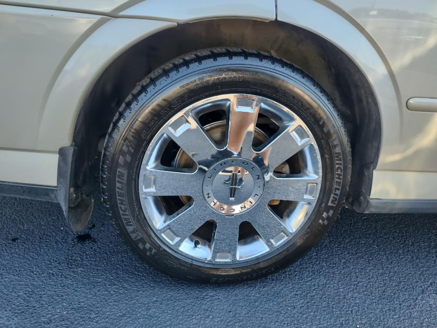 2004 Lincoln LS 4dr Sdn V8 Auto w/Ultimate Pkg, available for sale in Wantagh, New York | Alpine Motors Inc. Wantagh, New York 2004 Lincoln LS 4dr Sdn V8 Auto w/Ultimate Pkg, available for sale in Wantagh, New York | Alpine Motors Inc. Wantagh, New York