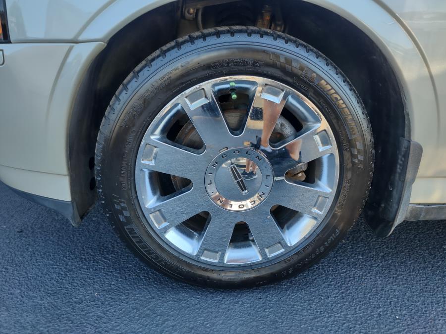 2004 Lincoln LS 4dr Sdn V8 Auto w/Ultimate Pkg, available for sale in Wantagh, New York | Alpine Motors Inc. Wantagh, New York 2004 Lincoln LS 4dr Sdn V8 Auto w/Ultimate Pkg, available for sale in Wantagh, New York | Alpine Motors Inc. Wantagh, New York