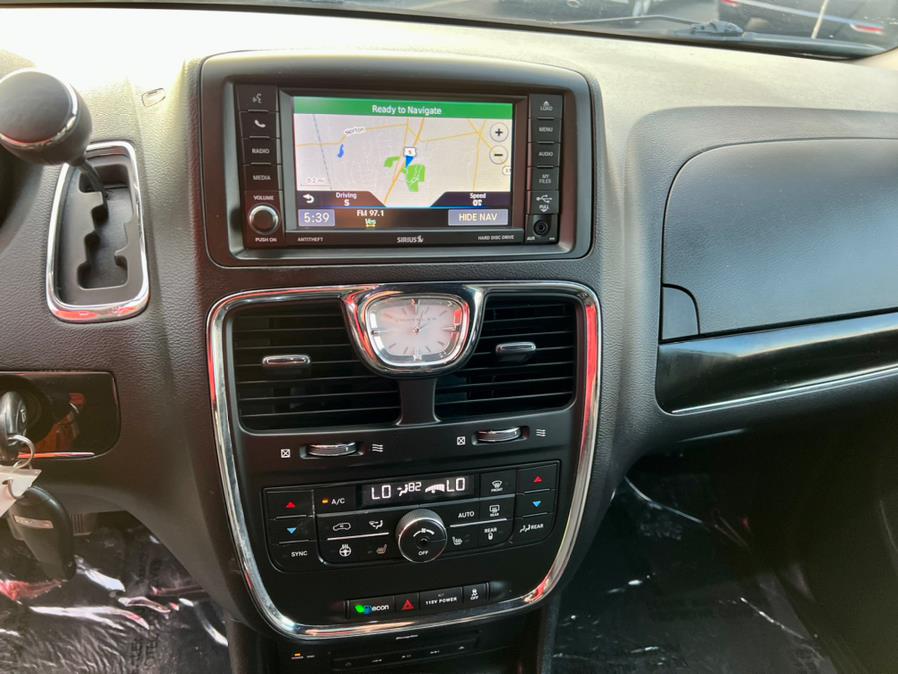 2016 Chrysler Town & Country 4dr Wgn S, available for sale in Berlin, Connecticut | Tru Auto Mall. Berlin, Connecticut 2016 Chrysler Town & Country 4dr Wgn S, available for sale in Berlin, Connecticut | Tru Auto Mall. Berlin, Connecticut