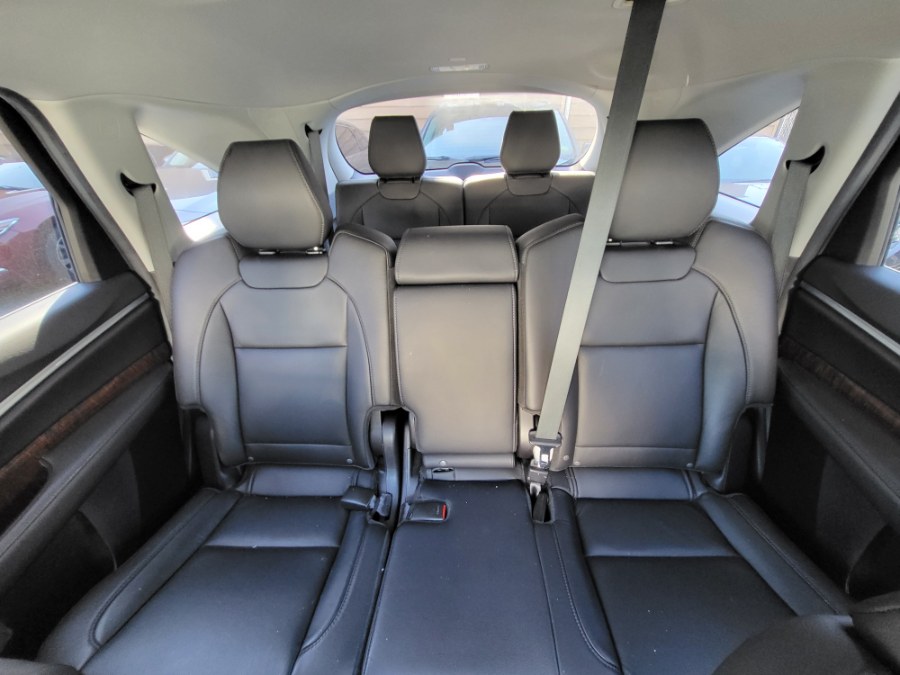 Used Acura MDX SH-AWD 2019 | Champion Used Auto Sales 2. Newark , New Jersey Used Acura MDX SH-AWD 2019 | Champion Used Auto Sales 2. Newark , New Jersey