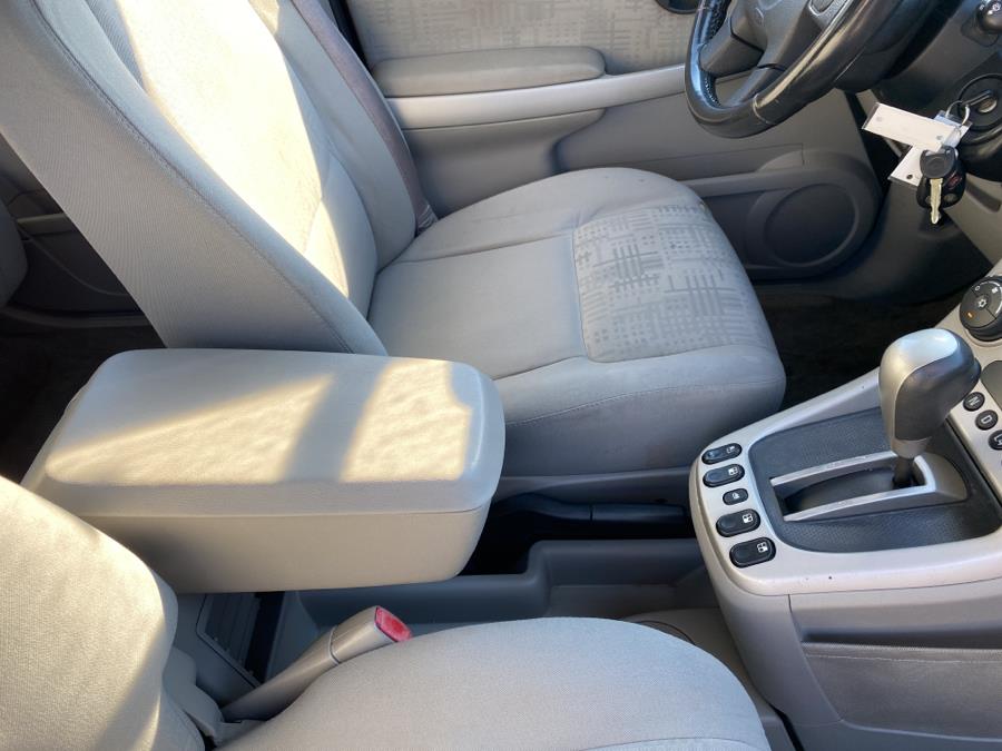 2006 Chevrolet Equinox 4dr AWD LS, available for sale in Hartford, Connecticut | Mecca Auto LLC. Hartford, Connecticut 2006 Chevrolet Equinox 4dr AWD LS, available for sale in Hartford, Connecticut | Mecca Auto LLC. Hartford, Connecticut