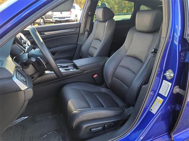 2019 Honda Accord Sport 2.0T, available for sale in Avon, Connecticut | Sullivan Automotive Group. Avon, Connecticut