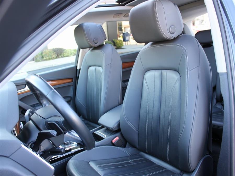 Used Audi Q5 45 Premium Plus 2021 | Auto Expo Ent Inc.. Great Neck, New York Used Audi Q5 45 Premium Plus 2021 | Auto Expo Ent Inc.. Great Neck, New York