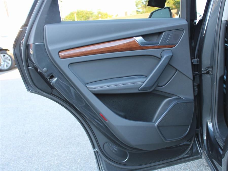 Used Audi Q5 45 Premium Plus 2021 | Auto Expo Ent Inc.. Great Neck, New York Used Audi Q5 45 Premium Plus 2021 | Auto Expo Ent Inc.. Great Neck, New York