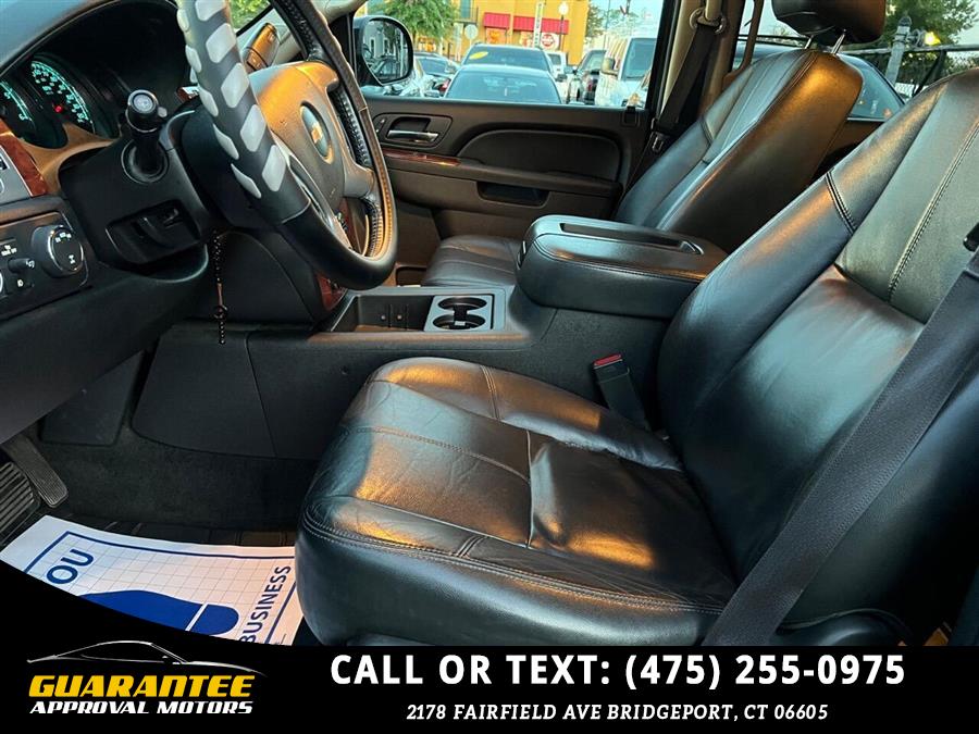 2013 Chevrolet Suburban LT 1500 4x4 4dr SUV, available for sale in Bridgeport, Connecticut | Guarantee Approval Motors. Bridgeport, Connecticut 2013 Chevrolet Suburban LT 1500 4x4 4dr SUV, available for sale in Bridgeport, Connecticut | Guarantee Approval Motors. Bridgeport, Connecticut