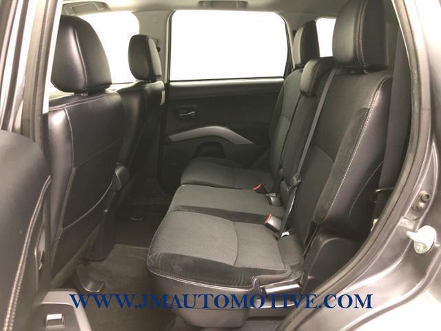 2011 Mitsubishi Outlander 4WD 4dr GT, available for sale in Naugatuck, Connecticut | J&M Automotive Sls&Svc LLC. Naugatuck, Connecticut 2011 Mitsubishi Outlander 4WD 4dr GT, available for sale in Naugatuck, Connecticut | J&M Automotive Sls&Svc LLC. Naugatuck, Connecticut