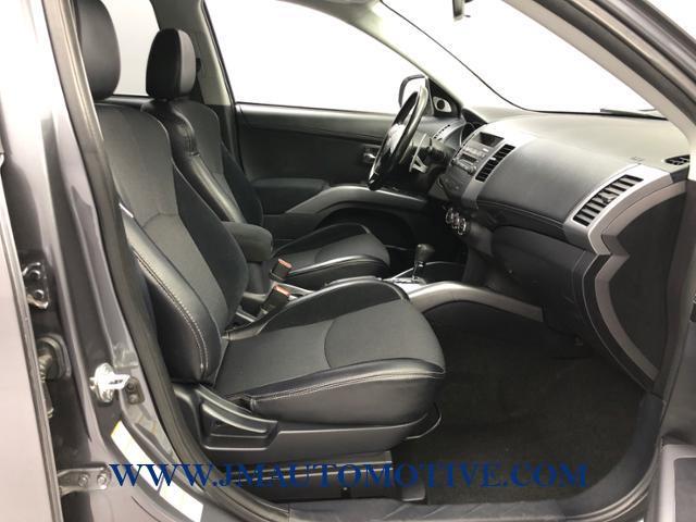 2011 Mitsubishi Outlander 4WD 4dr GT, available for sale in Naugatuck, Connecticut | J&M Automotive Sls&Svc LLC. Naugatuck, Connecticut 2011 Mitsubishi Outlander 4WD 4dr GT, available for sale in Naugatuck, Connecticut | J&M Automotive Sls&Svc LLC. Naugatuck, Connecticut