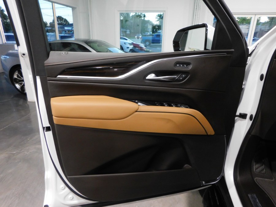 2023 Cadillac Escalade 4WD 4dr Premium Luxury, available for sale in Lodi, New Jersey | Soliman Motors. Lodi, New Jersey 2023 Cadillac Escalade 4WD 4dr Premium Luxury, available for sale in Lodi, New Jersey | Soliman Motors. Lodi, New Jersey
