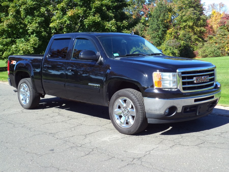 2013 GMC Sierra 1500 4WD Crew Cab 143.5" SLT, available for sale in Berlin, Connecticut | International Motorcars llc. Berlin, Connecticut