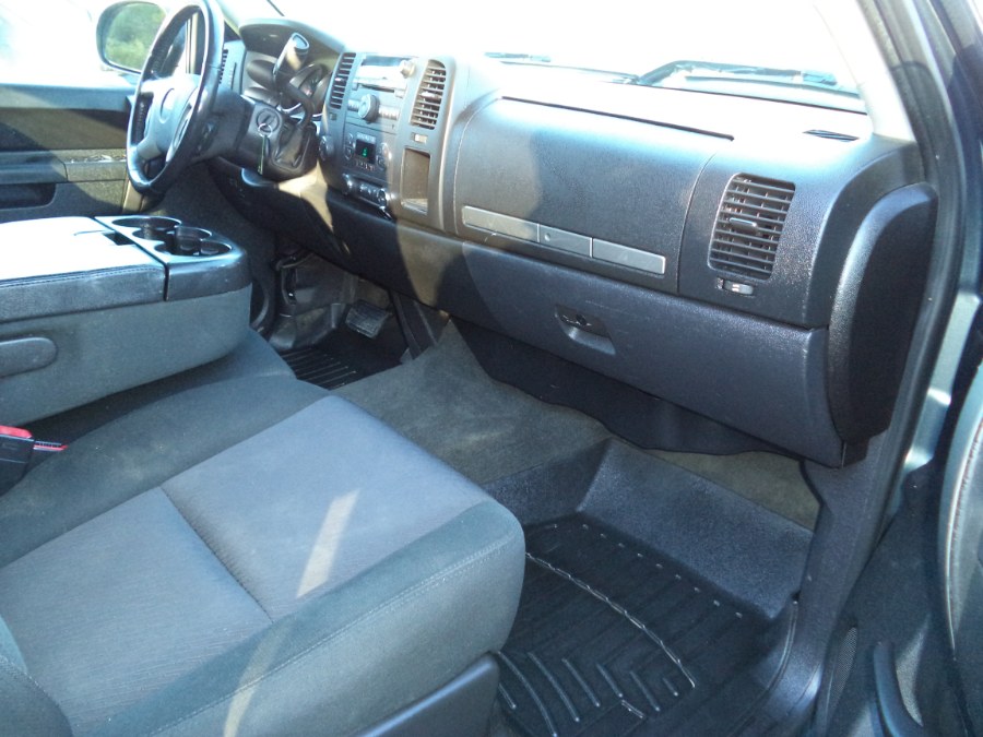 2011 GMC Sierra 1500 4WD Ext Cab 143.5" SLE, available for sale in Berlin, Connecticut | International Motorcars llc. Berlin, Connecticut 2011 GMC Sierra 1500 4WD Ext Cab 143.5" SLE, available for sale in Berlin, Connecticut | International Motorcars llc. Berlin, Connecticut