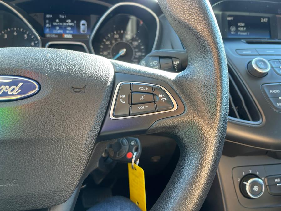 2015 Ford Focus 4dr Sdn SE, available for sale in Merrimack, New Hampshire | Merrimack Autosport. Merrimack, New Hampshire 2015 Ford Focus 4dr Sdn SE, available for sale in Merrimack, New Hampshire | Merrimack Autosport. Merrimack, New Hampshire