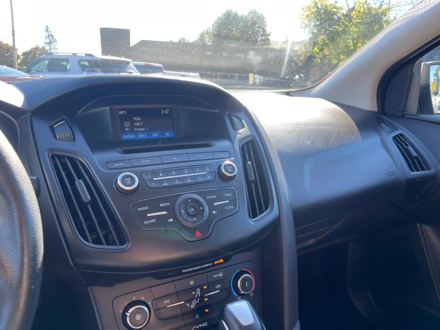 2015 Ford Focus 4dr Sdn SE, available for sale in Merrimack, New Hampshire | Merrimack Autosport. Merrimack, New Hampshire 2015 Ford Focus 4dr Sdn SE, available for sale in Merrimack, New Hampshire | Merrimack Autosport. Merrimack, New Hampshire