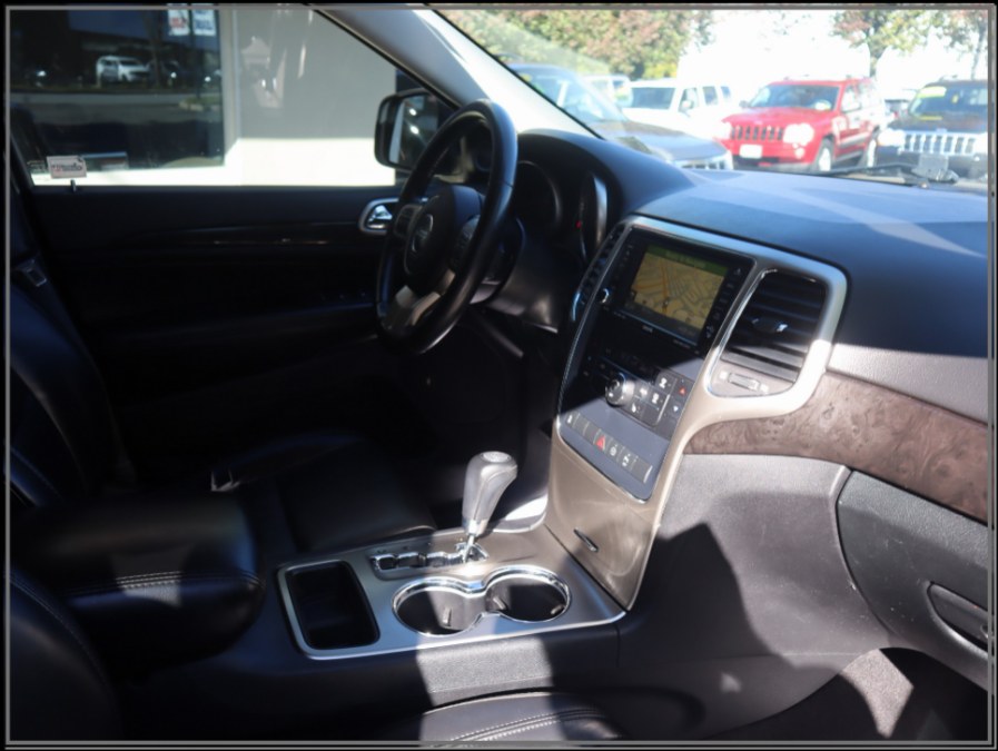 2011 Jeep Grand Cherokee 4WD 4dr Laredo, available for sale in Huntington Station, New York | My Auto Inc.. Huntington Station, New York 2011 Jeep Grand Cherokee 4WD 4dr Laredo, available for sale in Huntington Station, New York | My Auto Inc.. Huntington Station, New York