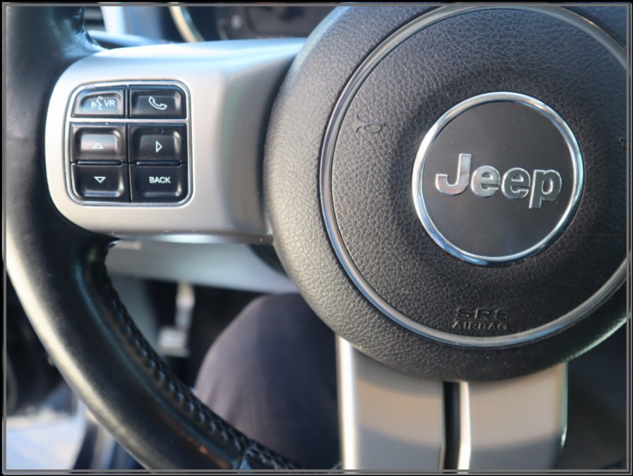 2011 Jeep Grand Cherokee 4WD 4dr Laredo, available for sale in Huntington Station, New York | My Auto Inc.. Huntington Station, New York 2011 Jeep Grand Cherokee 4WD 4dr Laredo, available for sale in Huntington Station, New York | My Auto Inc.. Huntington Station, New York