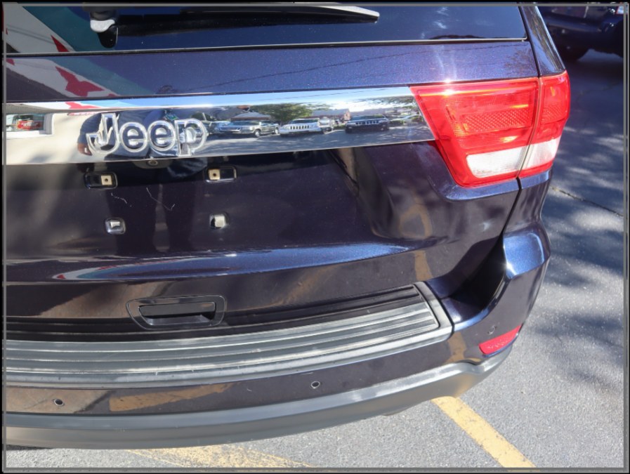 2011 Jeep Grand Cherokee 4WD 4dr Laredo, available for sale in Huntington Station, New York | My Auto Inc.. Huntington Station, New York 2011 Jeep Grand Cherokee 4WD 4dr Laredo, available for sale in Huntington Station, New York | My Auto Inc.. Huntington Station, New York