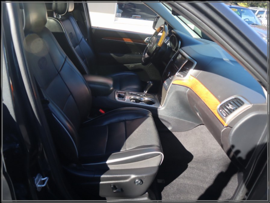 2011 Jeep Grand Cherokee 4WD 4dr Overland, available for sale in Huntington Station, New York | My Auto Inc.. Huntington Station, New York 2011 Jeep Grand Cherokee 4WD 4dr Overland, available for sale in Huntington Station, New York | My Auto Inc.. Huntington Station, New York