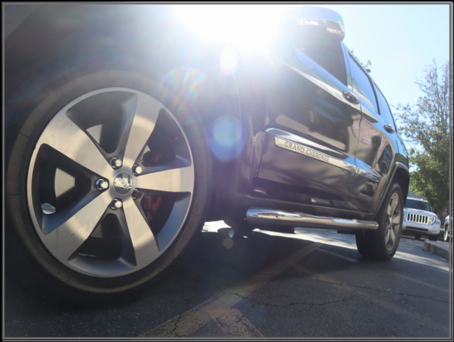 2011 Jeep Grand Cherokee 4WD 4dr Overland, available for sale in Huntington Station, New York | My Auto Inc.. Huntington Station, New York 2011 Jeep Grand Cherokee 4WD 4dr Overland, available for sale in Huntington Station, New York | My Auto Inc.. Huntington Station, New York
