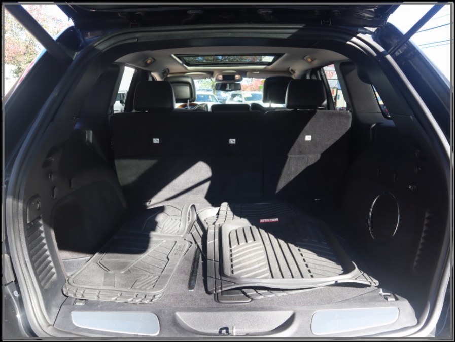 2011 Jeep Grand Cherokee 4WD 4dr Overland, available for sale in Huntington Station, New York | My Auto Inc.. Huntington Station, New York 2011 Jeep Grand Cherokee 4WD 4dr Overland, available for sale in Huntington Station, New York | My Auto Inc.. Huntington Station, New York