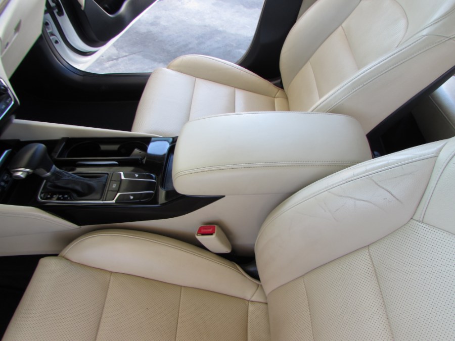 2017 Kia Cadenza Limited Sedan, available for sale in Orlando, Florida | VIP Auto Enterprise, Inc. Orlando, Florida 2017 Kia Cadenza Limited Sedan, available for sale in Orlando, Florida | VIP Auto Enterprise, Inc. Orlando, Florida