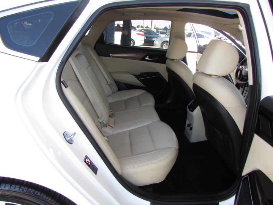 2017 Kia Cadenza Limited Sedan, available for sale in Orlando, Florida | VIP Auto Enterprise, Inc. Orlando, Florida 2017 Kia Cadenza Limited Sedan, available for sale in Orlando, Florida | VIP Auto Enterprise, Inc. Orlando, Florida