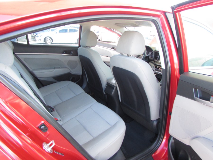 Used Hyundai Elantra SE 2.0L Auto (Alabama) 2017 | VIP Auto Enterprise, Inc. Orlando, Florida Used Hyundai Elantra SE 2.0L Auto (Alabama) 2017 | VIP Auto Enterprise, Inc. Orlando, Florida