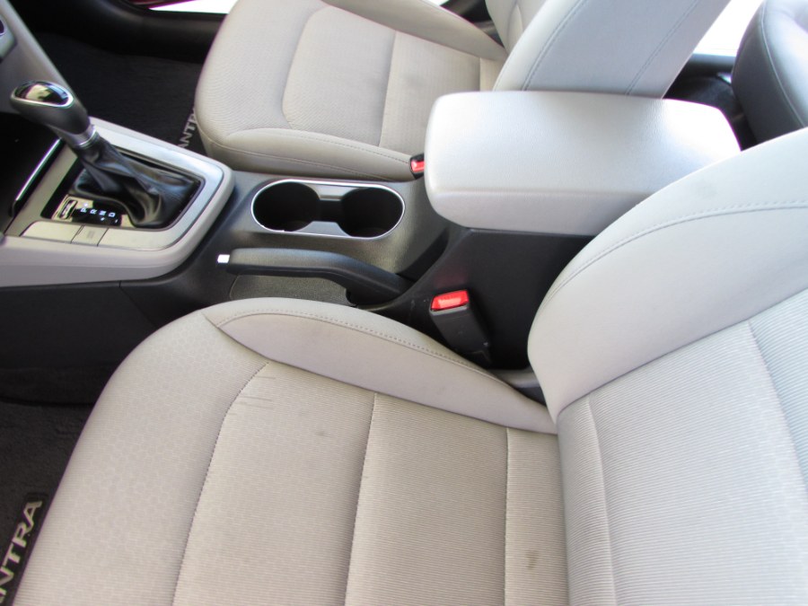 Used Hyundai Elantra SE 2.0L Auto (Alabama) 2017 | VIP Auto Enterprise, Inc. Orlando, Florida Used Hyundai Elantra SE 2.0L Auto (Alabama) 2017 | VIP Auto Enterprise, Inc. Orlando, Florida