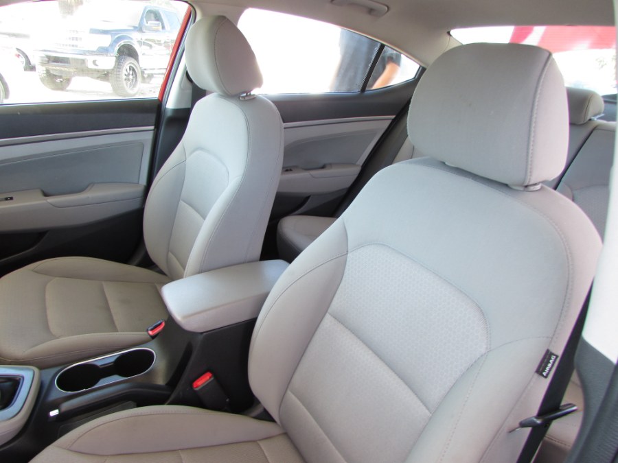 Used Hyundai Elantra SE 2.0L Auto (Alabama) 2017 | VIP Auto Enterprise, Inc. Orlando, Florida Used Hyundai Elantra SE 2.0L Auto (Alabama) 2017 | VIP Auto Enterprise, Inc. Orlando, Florida