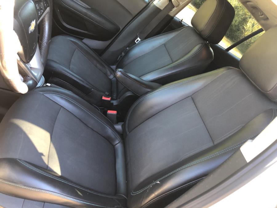 2016 Chevrolet Trax FWD 4dr LT, available for sale in Beavercreek, Ohio | Wholesale Direct Motors. Beavercreek, Ohio 2016 Chevrolet Trax FWD 4dr LT, available for sale in Beavercreek, Ohio | Wholesale Direct Motors. Beavercreek, Ohio