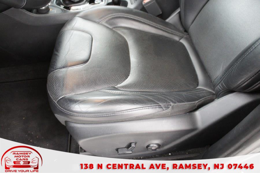 Used Jeep Cherokee Limited 4x4 2019 | Ramsey Motor Cars Inc. Ramsey, New Jersey Used Jeep Cherokee Limited 4x4 2019 | Ramsey Motor Cars Inc. Ramsey, New Jersey