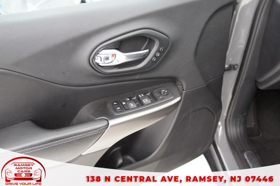 Used Jeep Cherokee Limited 4x4 2019 | Ramsey Motor Cars Inc. Ramsey, New Jersey Used Jeep Cherokee Limited 4x4 2019 | Ramsey Motor Cars Inc. Ramsey, New Jersey