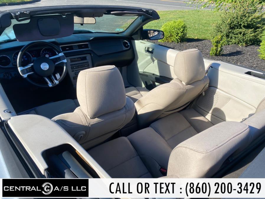 Used Ford Mustang 2dr Conv V6 2010 | Central A/S LLC. East Windsor, Connecticut Used Ford Mustang 2dr Conv V6 2010 | Central A/S LLC. East Windsor, Connecticut