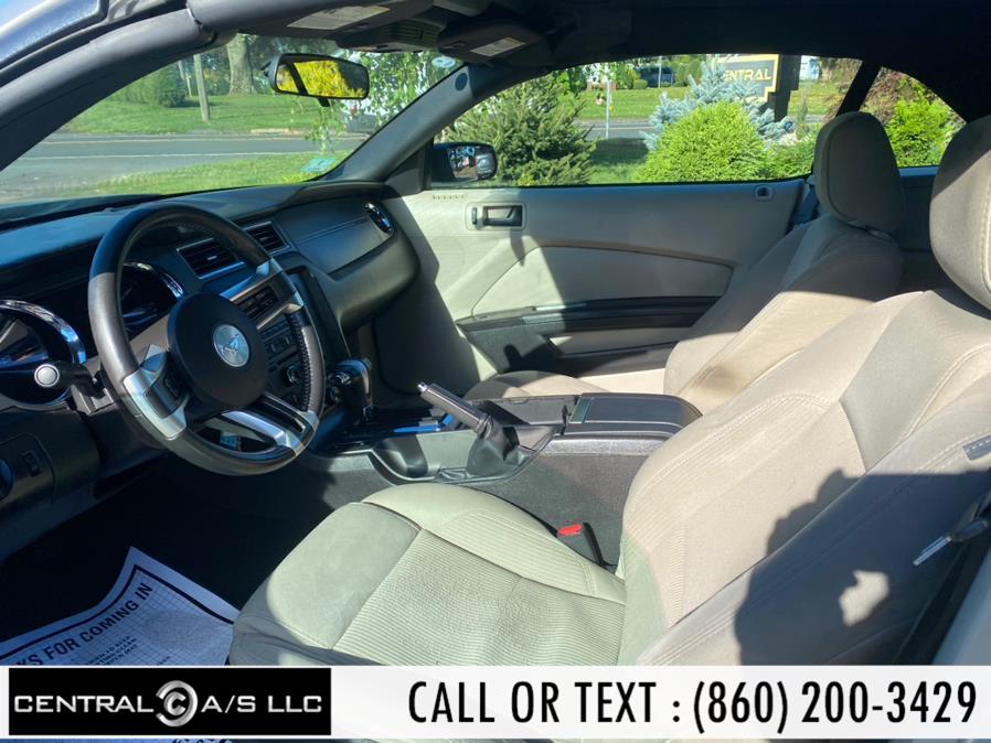 Used Ford Mustang 2dr Conv V6 2010 | Central A/S LLC. East Windsor, Connecticut Used Ford Mustang 2dr Conv V6 2010 | Central A/S LLC. East Windsor, Connecticut