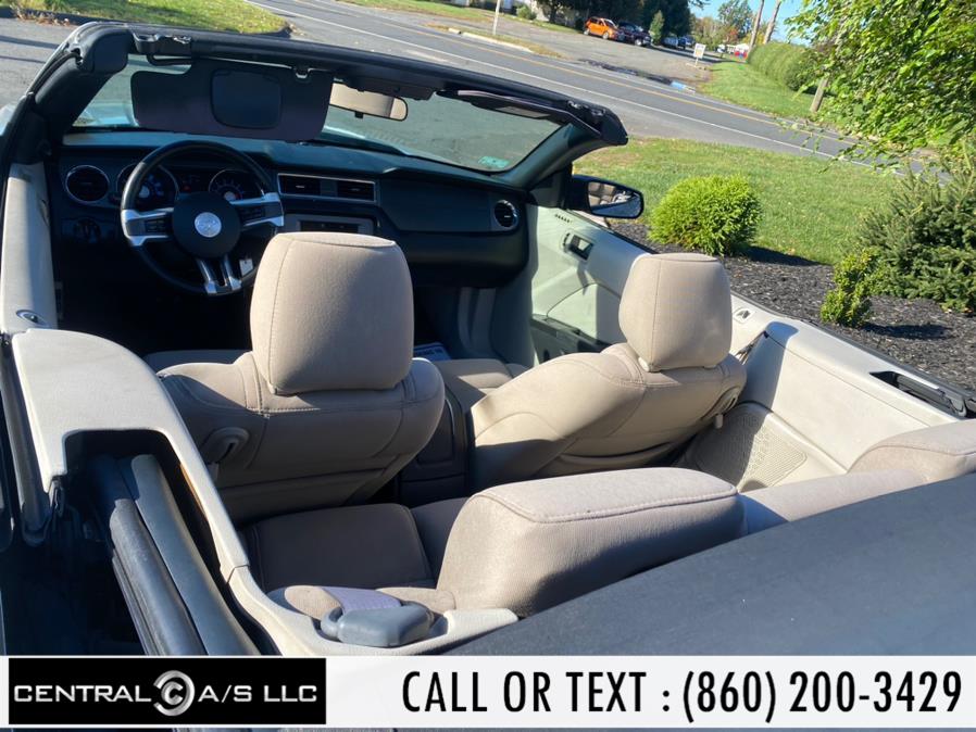 Used Ford Mustang 2dr Conv V6 2010 | Central A/S LLC. East Windsor, Connecticut Used Ford Mustang 2dr Conv V6 2010 | Central A/S LLC. East Windsor, Connecticut