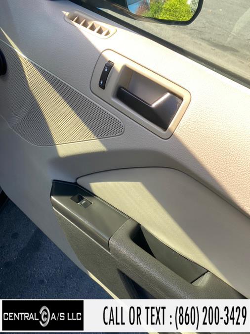 Used Ford Mustang 2dr Conv V6 2010 | Central A/S LLC. East Windsor, Connecticut Used Ford Mustang 2dr Conv V6 2010 | Central A/S LLC. East Windsor, Connecticut