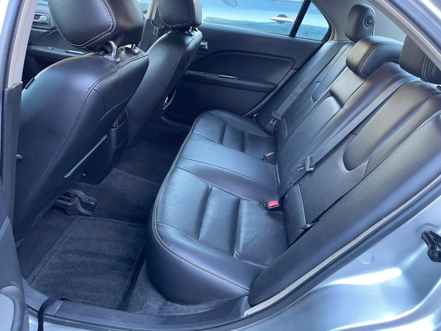 Used Ford Fusion 4dr Sdn SEL FWD 2012 | Central Auto Sales & Service. New Britain, Connecticut Used Ford Fusion 4dr Sdn SEL FWD 2012 | Central Auto Sales & Service. New Britain, Connecticut