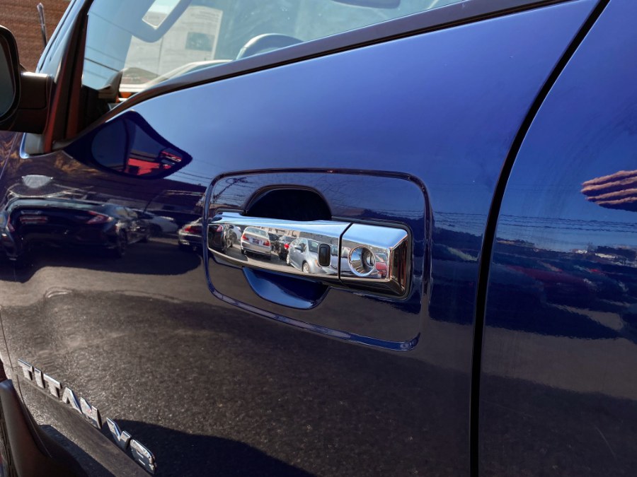 2018 Nissan Titan 4x4 Crew Cab SL, available for sale in Newark, New Jersey | RT Auto Center LLC. Newark, New Jersey 2018 Nissan Titan 4x4 Crew Cab SL, available for sale in Newark, New Jersey | RT Auto Center LLC. Newark, New Jersey
