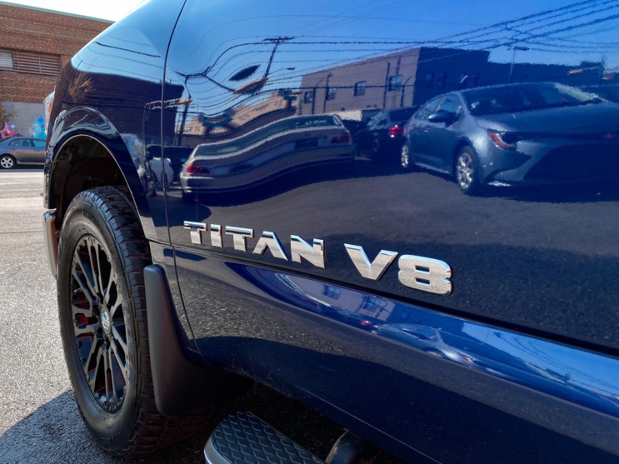 2018 Nissan Titan 4x4 Crew Cab SL, available for sale in Newark, New Jersey | RT Auto Center LLC. Newark, New Jersey 2018 Nissan Titan 4x4 Crew Cab SL, available for sale in Newark, New Jersey | RT Auto Center LLC. Newark, New Jersey