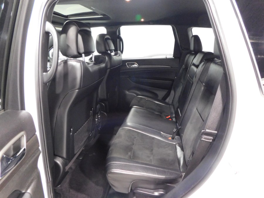 Used Jeep Grand Cherokee Altitude 4x4 *Ltd Avail* 2017 | Auto Gallery. Lodi, New Jersey Used Jeep Grand Cherokee Altitude 4x4 *Ltd Avail* 2017 | Auto Gallery. Lodi, New Jersey