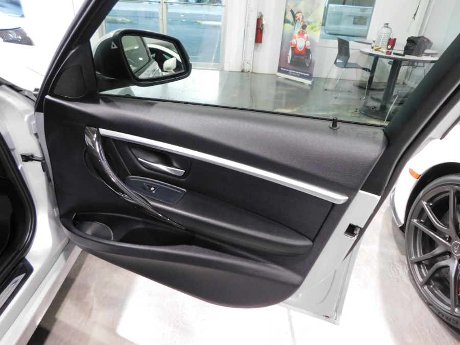 Used BMW 3 Series 4dr Sdn 328i xDrive AWD SULEV 2016 | Auto Gallery. Lodi, New Jersey Used BMW 3 Series 4dr Sdn 328i xDrive AWD SULEV 2016 | Auto Gallery. Lodi, New Jersey