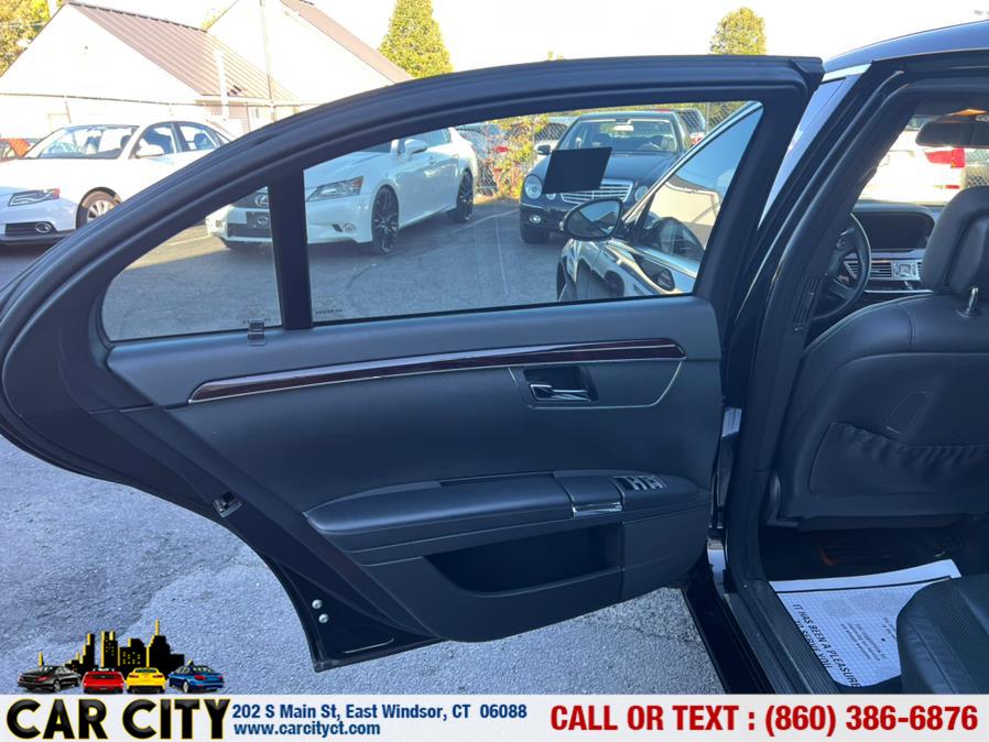 2007 Mercedes-Benz S-Class 4dr Sdn 5.5L V8 4MATIC, available for sale in East Windsor, Connecticut | Car City LLC. East Windsor, Connecticut 2007 Mercedes-Benz S-Class 4dr Sdn 5.5L V8 4MATIC, available for sale in East Windsor, Connecticut | Car City LLC. East Windsor, Connecticut