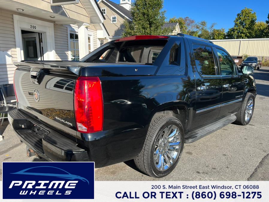 Used Cadillac Escalade EXT AWD 4dr Luxury 2012 | Prime Wheels. East Windsor, Connecticut Used Cadillac Escalade EXT AWD 4dr Luxury 2012 | Prime Wheels. East Windsor, Connecticut