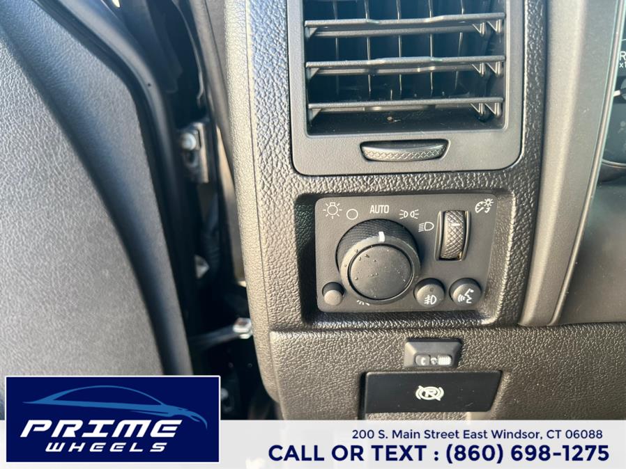 2009 HUMMER H3 4WD 4dr SUV, available for sale in East Windsor, Connecticut | Prime Wheels. East Windsor, Connecticut 2009 HUMMER H3 4WD 4dr SUV, available for sale in East Windsor, Connecticut | Prime Wheels. East Windsor, Connecticut