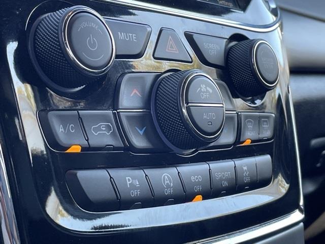 2021 Jeep Grand Cherokee Laredo, available for sale in Brookfield, Connecticut | Blasius Federal Road. Brookfield, Connecticut 2021 Jeep Grand Cherokee Laredo, available for sale in Brookfield, Connecticut | Blasius Federal Road. Brookfield, Connecticut