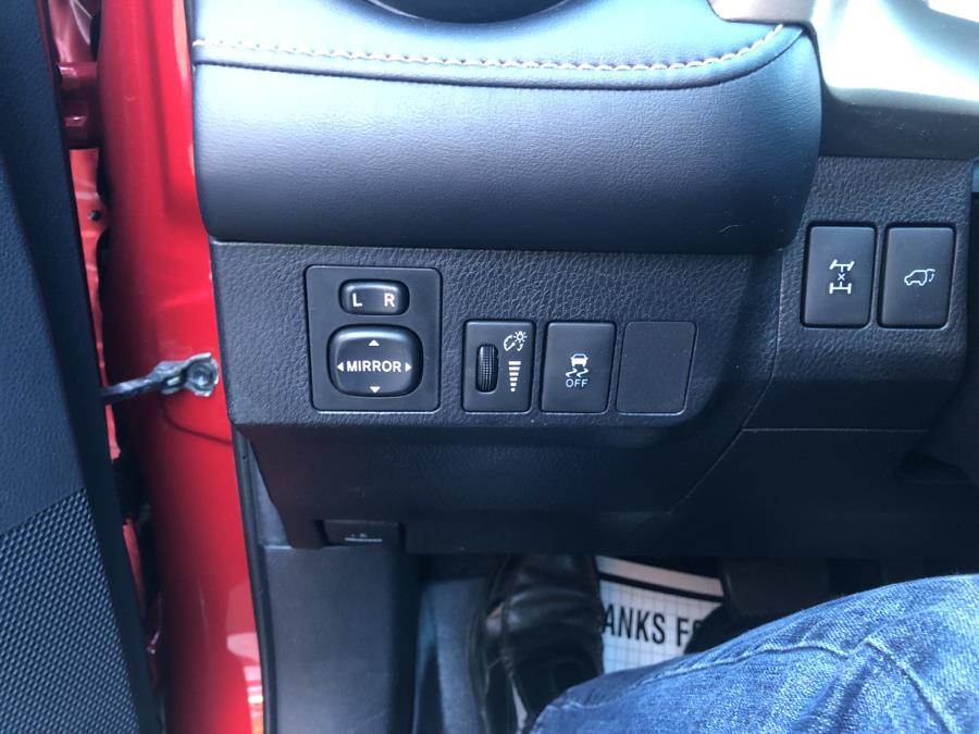 2013 Toyota RAV4 AWD 4dr Limited, available for sale in Waterbury, Connecticut | National Auto Brokers, Inc.. Waterbury, Connecticut 2013 Toyota RAV4 AWD 4dr Limited, available for sale in Waterbury, Connecticut | National Auto Brokers, Inc.. Waterbury, Connecticut