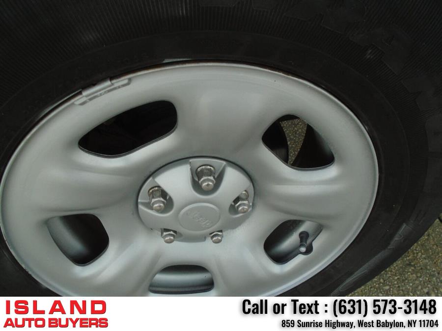 2007 Jeep Liberty Sport 4dr SUV 4WD, available for sale in West Babylon, New York | Island Auto Buyers. West Babylon, New York 2007 Jeep Liberty Sport 4dr SUV 4WD, available for sale in West Babylon, New York | Island Auto Buyers. West Babylon, New York