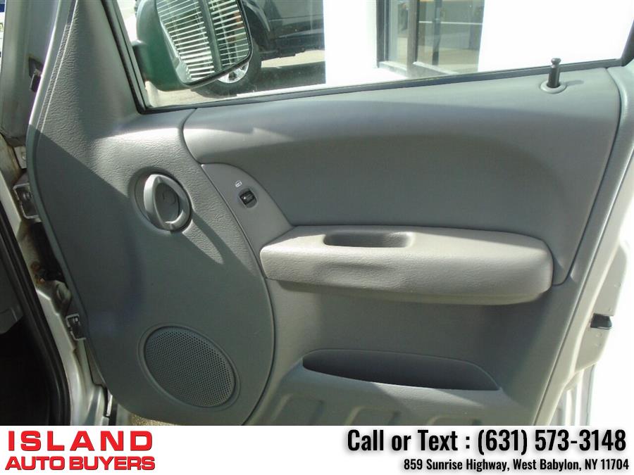 2007 Jeep Liberty Sport 4dr SUV 4WD, available for sale in West Babylon, New York | Island Auto Buyers. West Babylon, New York 2007 Jeep Liberty Sport 4dr SUV 4WD, available for sale in West Babylon, New York | Island Auto Buyers. West Babylon, New York