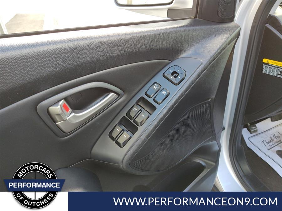 2011 Hyundai Tucson AWD 4dr Auto Limited PZEV, available for sale in Wappingers Falls, New York | Performance Motor Cars. Wappingers Falls, New York 2011 Hyundai Tucson AWD 4dr Auto Limited PZEV, available for sale in Wappingers Falls, New York | Performance Motor Cars. Wappingers Falls, New York