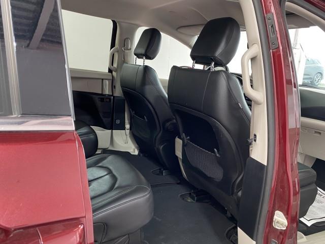 Used Chrysler Pacifica Touring L 2020 | Queens Auto Mall. Richmond Hill, New York Used Chrysler Pacifica Touring L 2020 | Queens Auto Mall. Richmond Hill, New York